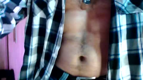 Snapshot of esteban_fer chatting on 02.15.25 Esteban Fernandez online show from 02.15.25