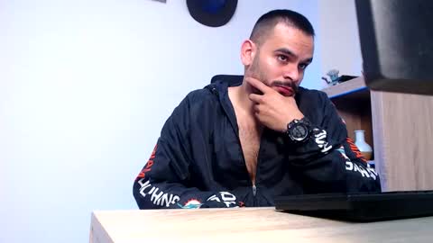 Snapshot of esteban_fer chatting on 02.13.26 Esteban Fernandez online show from 02.13.26