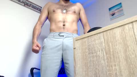 Snapshot of esteban_fer chatting on 02.20.26 Esteban Fernandez online show from 02.20.26