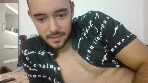 Snapshot of esteban_star chatting on 11.27.25 Esteban Reyes independent model online show from 11.27.25