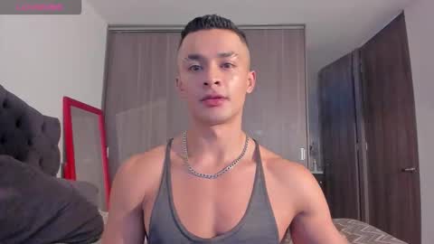 Snapshot of esteban_stud97 chatting on 10.08.25 Esteban Stud online show from 10.08.25