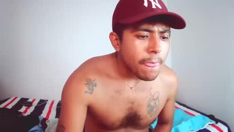 Snapshot of esteban_verg chatting on 12.12.24 wailer1996 online show from 12.12.24