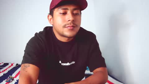 Snapshot of esteban_verg chatting on 12.15.24 wailer1996 online show from 12.15.24