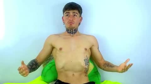 Esteban independent model online show from 03.08.25