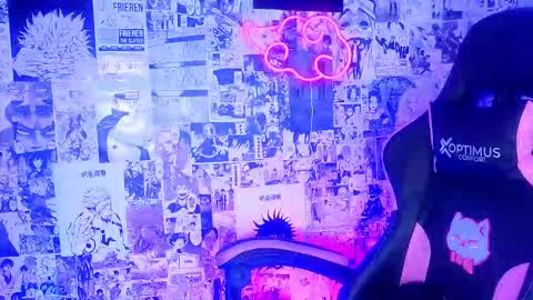 Esteban independent model online show from 03.14.26