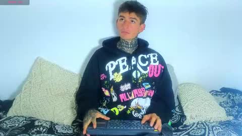 Esteban independent model online show from 07.01.26
