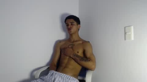 Snapshot of estebanjm22 chatting on 02.27.26 Esteban online show from 02.27.26