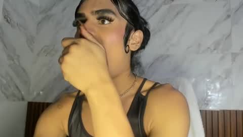 Snapshot of estefani_robles chatting on 06.21.26 estefani robles online show from 06.21.26