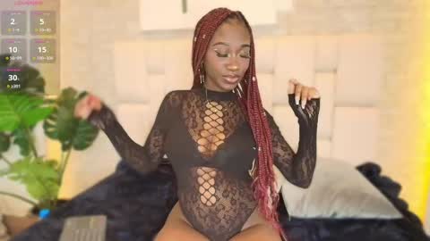 Snapshot of estefanyy_ chatting on 03.05.25 estefany online show from 03.05.25