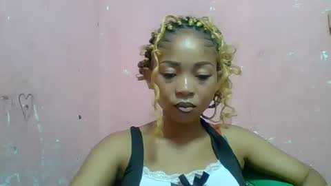 estelah20 online show from 01.09.26