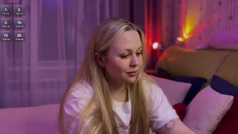 Estella online show from 03.16.26