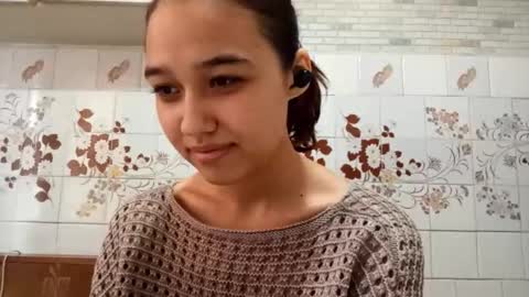 Snapshot of estellekirbo chatting on 03.21.26 estellekirbo online show from 03.21.26