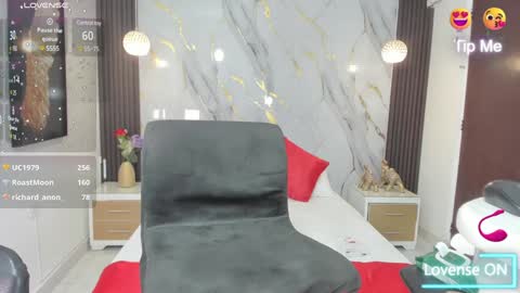 Snapshot of estephany_doll chatting on 02.04.25 Estephany online show from 02.04.25