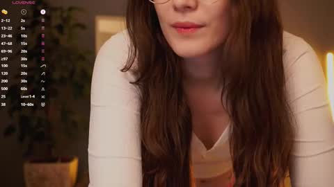 Ester online show from 12.03.25