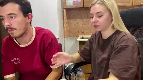 Ester online show from 10.05.25