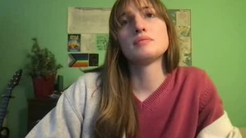 Esther Grey online show from 02.03.25