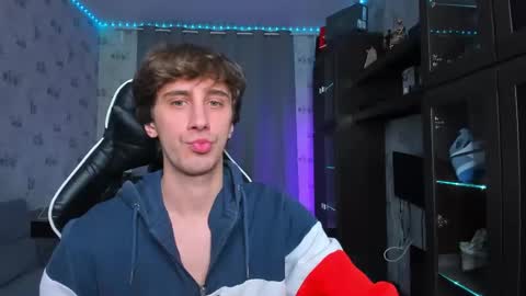 LOUIS online show from 02.26.25