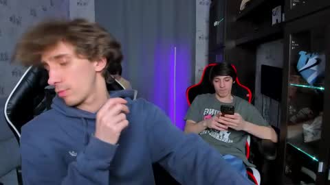 LOUIS online show from 03.06.25