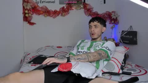 estivenvel online show from 11.23.25