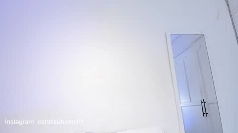 Snapshot of estrella_duran chatting on 12.17.24 Estrellita online show from 12.17.24