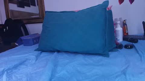 Estrella online show from 03.11.25