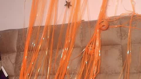 Estrella online show from 10.22.25