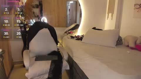 AmberDisny online show from 01.16.26