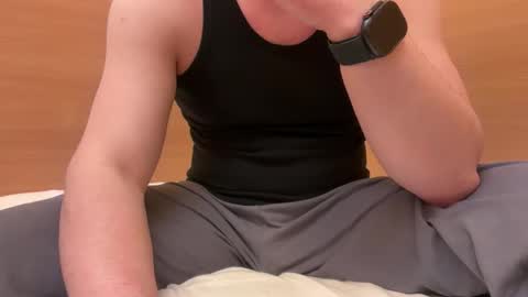 Snapshot of etat_on chatting on 12.17.25 Tom online show from 12.17.25