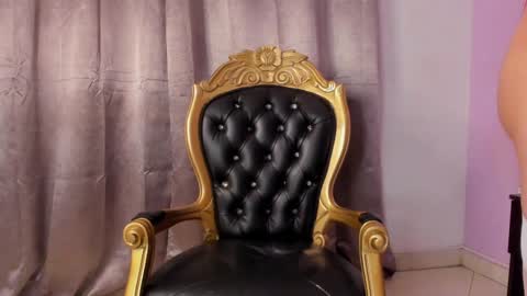 Snapshot of eterea_blow chatting on 01.19.25 Eterea online show from 01.19.25