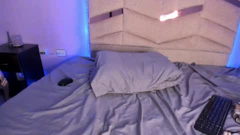 Snapshot of eterea_blow chatting on 03.08.25 Eterea online show from 03.08.25