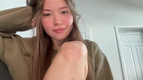 nika 3 online show from 10.25.25