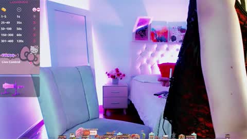 Moon online show from 11.04.25