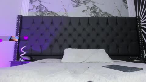 ethaancox online show from 03.08.26