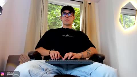 etham_wolf1 online show from 06.05.26