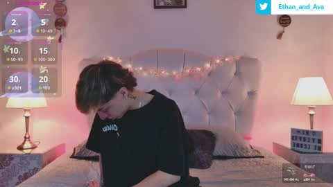 Snapshot of ethan_and_ava chatting on 09.20.25 ethan and ava online show from 09.20.25