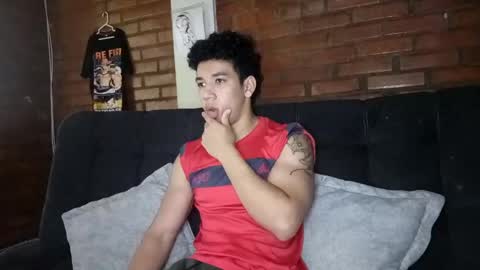 Snapshot of ethan_noir chatting on 01.06.25 Ethan Noir online show from 01.06.25