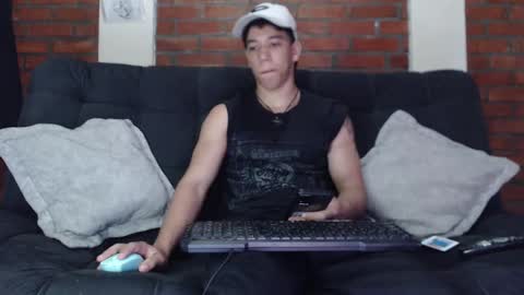 Snapshot of ethan_noir chatting on 01.21.25 Ethan Noir online show from 01.21.25