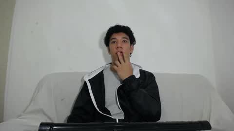 Snapshot of ethan_noir chatting on 02.21.25 Ethan Noir online show from 02.21.25