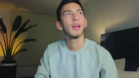 Joan online show from 12.08.24