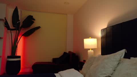 Joan online show from 04.20.26