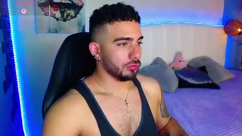 Snapshot of ethanhairy chatting on 07.13.26 Ethan online show from 07.13.26