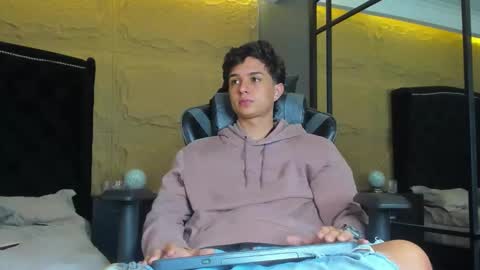 ethanlowell online show from 11.17.25