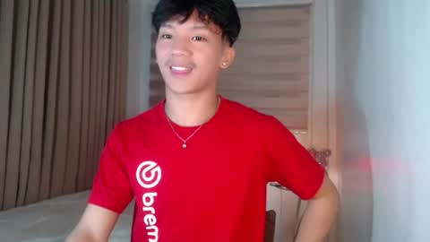 Snapshot of etherealboytoy4hire chatting on 07.22.26 Rey online show from 07.22.26