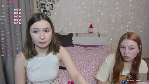 Snapshot of eumomino chatting on 01.22.25 Veronica Tiia Lilith left to right online show from 01.22.25