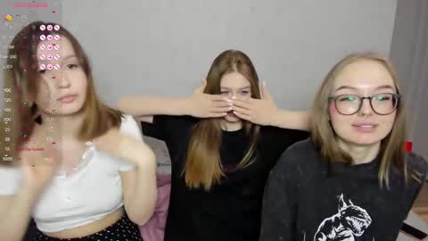 Snapshot of eumomino chatting on 02.20.25 Veronica Tiia Lilith left to right online show from 02.20.25