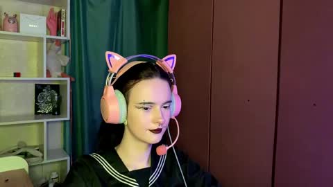 Snapshot of eunabiddlecome chatting on 03.02.26 Kate online show from 03.02.26