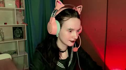 Snapshot of eunabiddlecome chatting on 03.09.26 Kate online show from 03.09.26