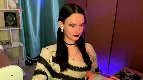 Snapshot of eunabiddlecome chatting on 03.15.26 Kate online show from 03.15.26