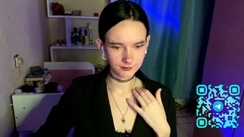 Snapshot of eunabiddlecome chatting on 04.09.26 Kate online show from 04.09.26