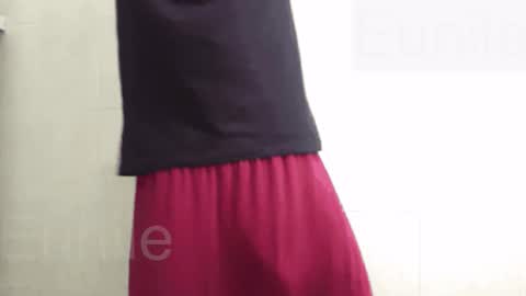 eunile online show from 04.18.26